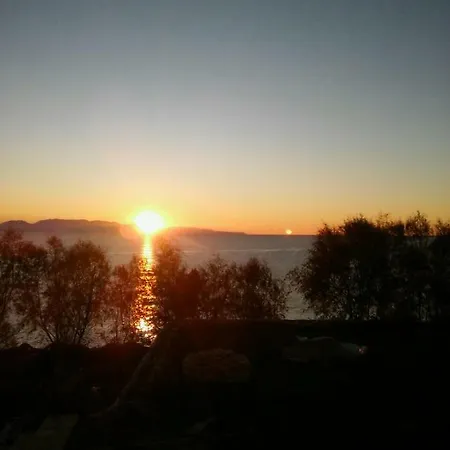 Seafront With Direct Access *