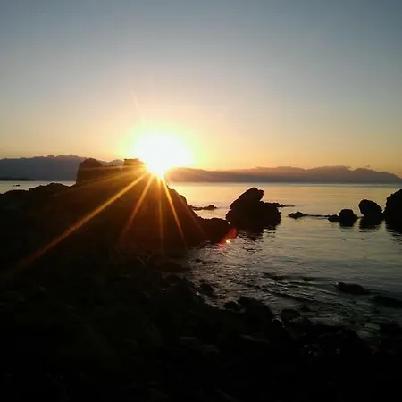 Seafront With Direct Access Casa vacanze Koróni