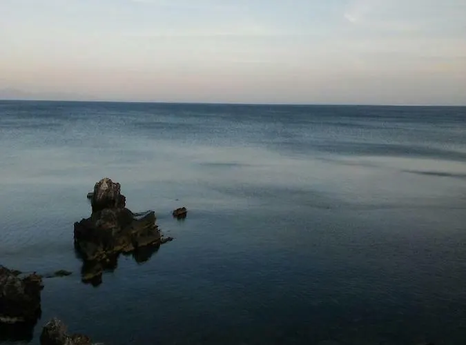 Seafront With Direct Access * Koroni (Messinia)