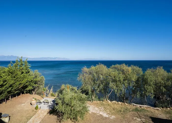 Seafront With Direct Access *