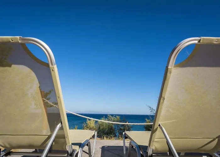 Seafront With Direct Access Ferienhaus *