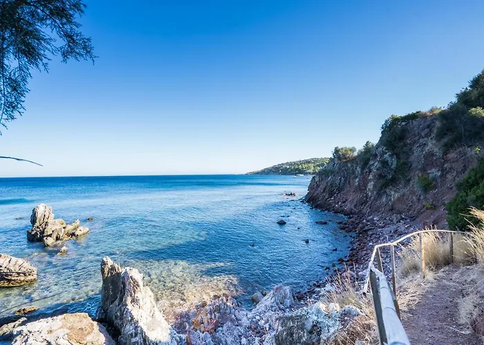 Seafront With Direct Access Дом отдыха